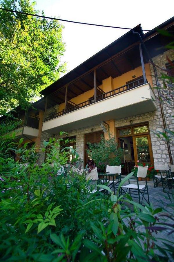 Hotel Papanastasiou Eláti エクステリア 写真